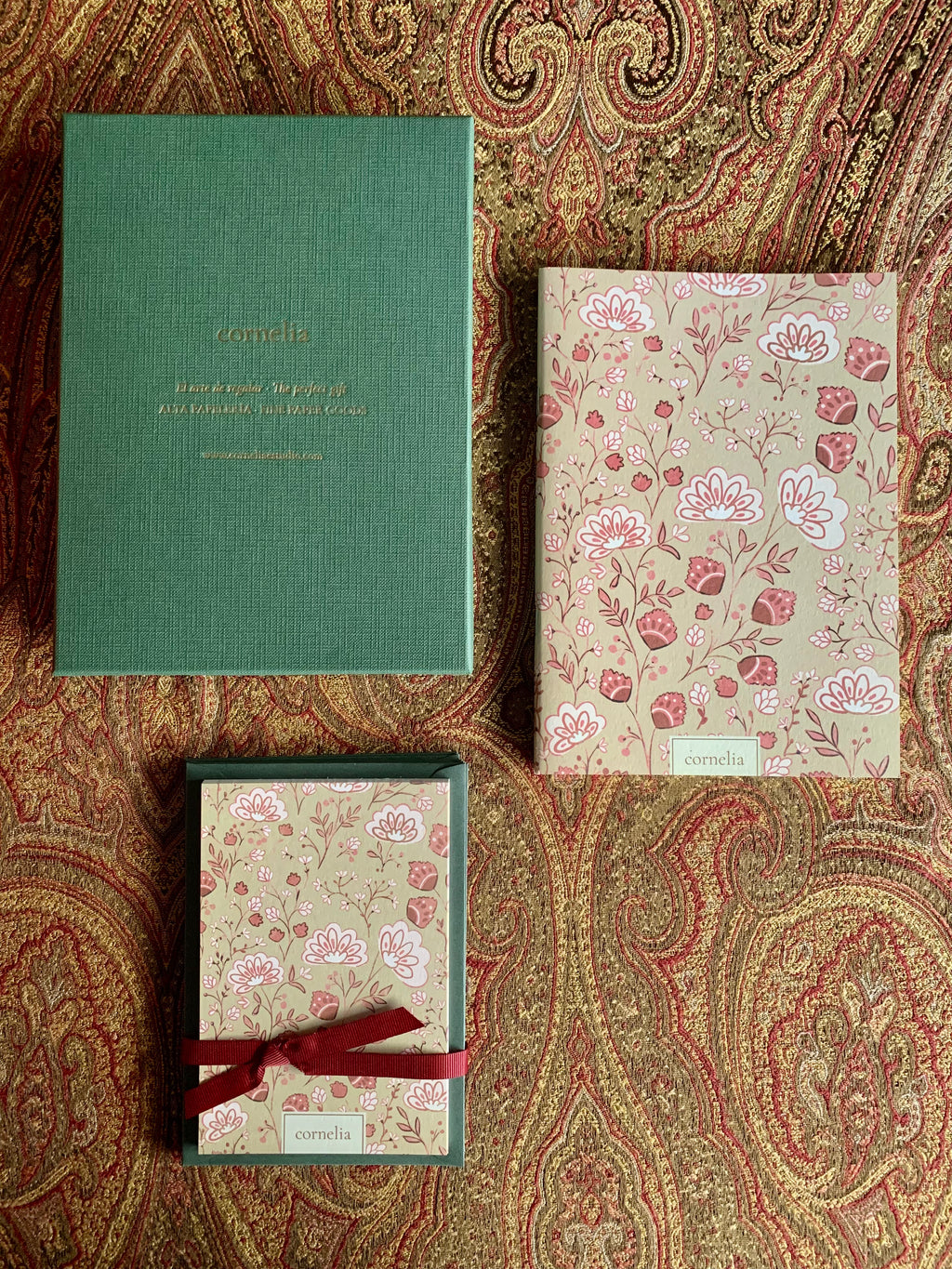 Set Papelería · Caja Verde Siena