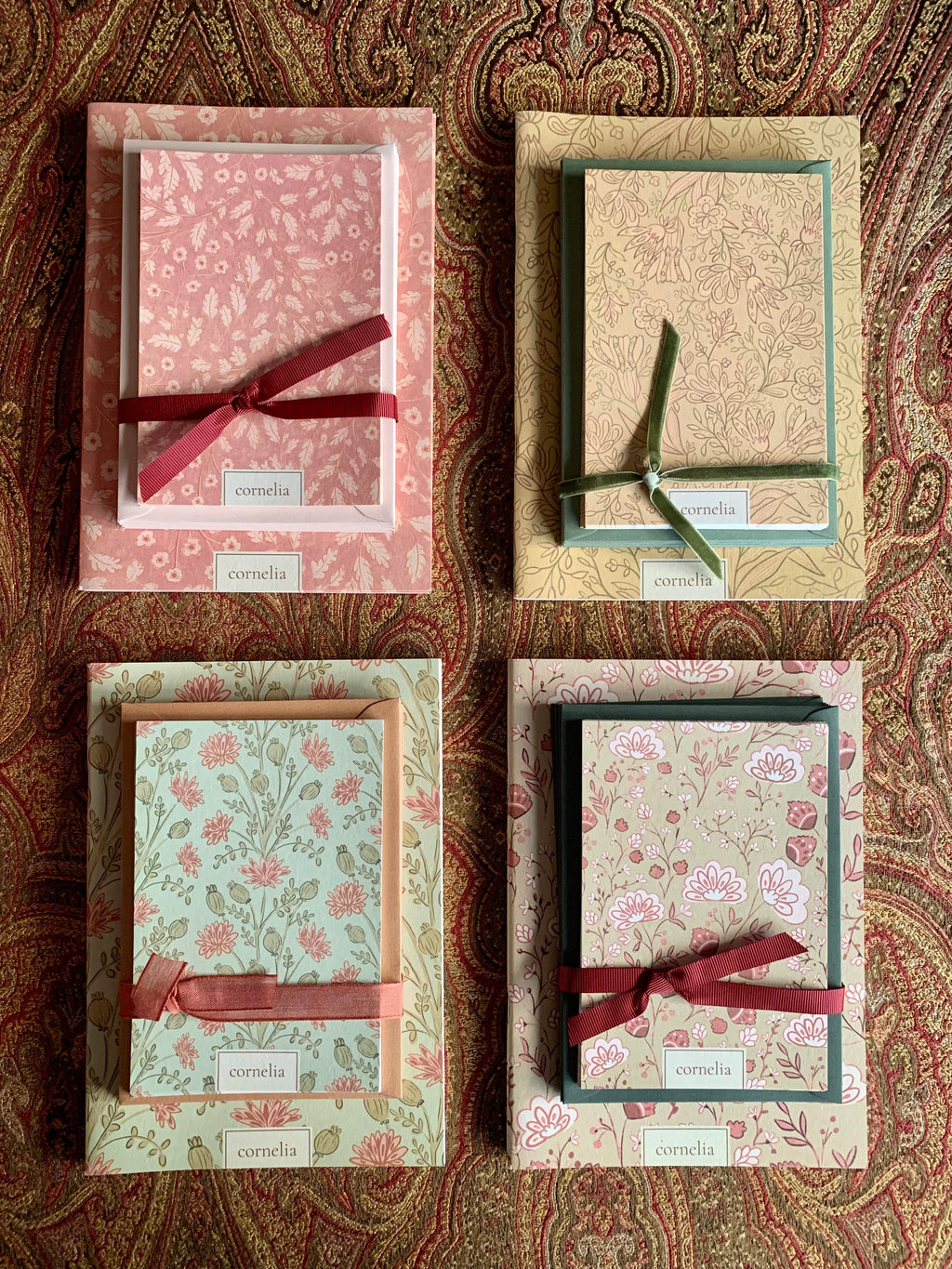 Set Papelería · Caja Verde Siena